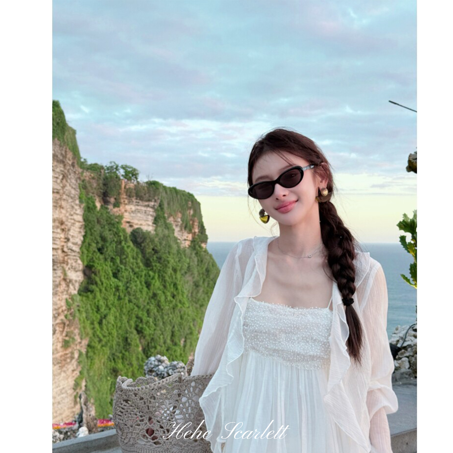 你的呵呵scarlett｜法式珠绣拼接吊带裙 度假仙女风网纱礼服长裙