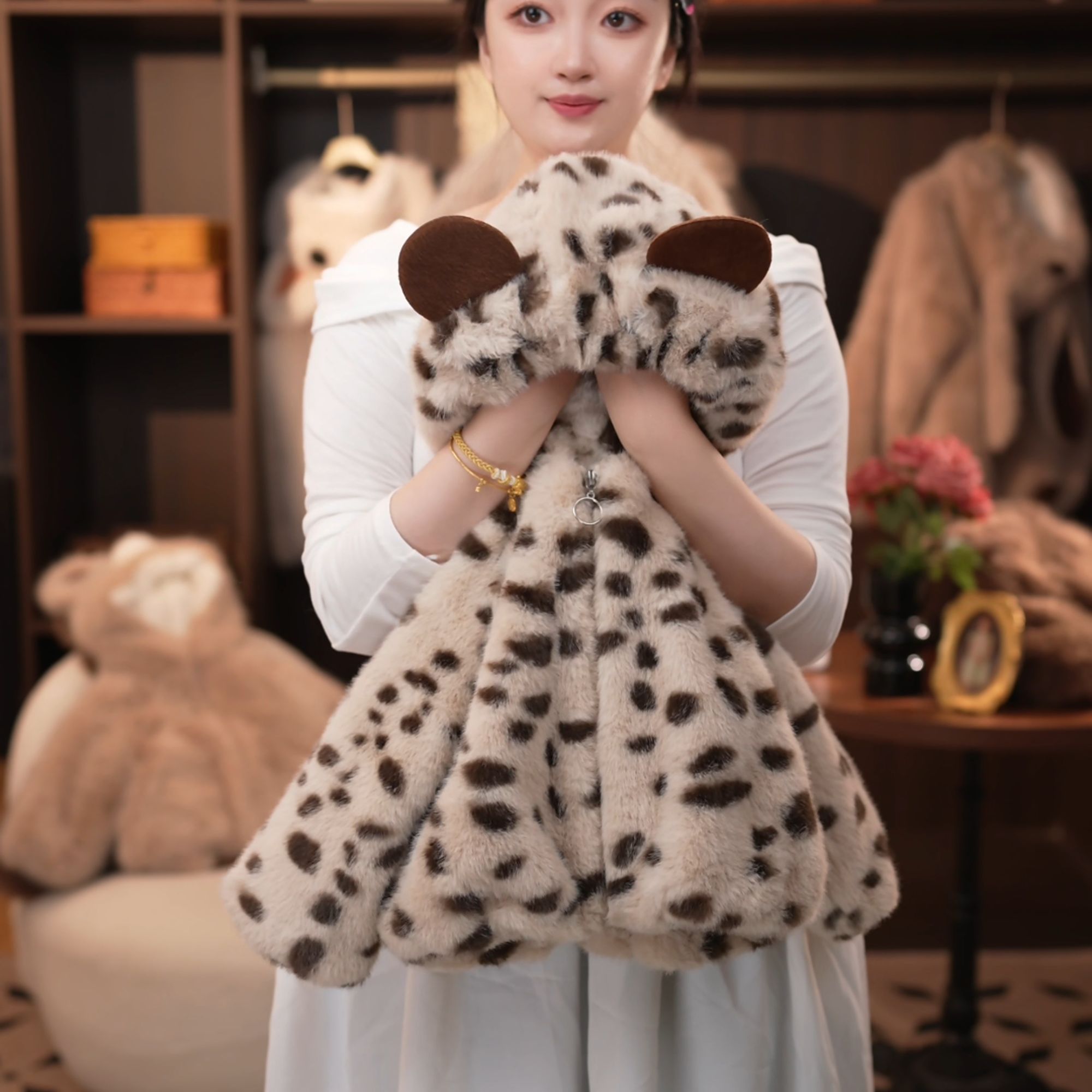 男女宝宝同款毛绒外套2025秋冬季新款加绒加厚保暖儿童防寒服上衣