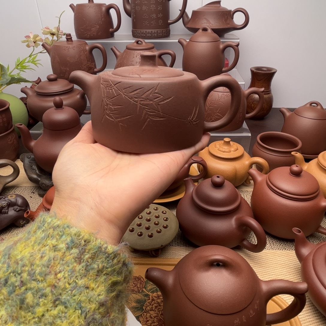 紫砂茶壶底槽清井栏刻绘