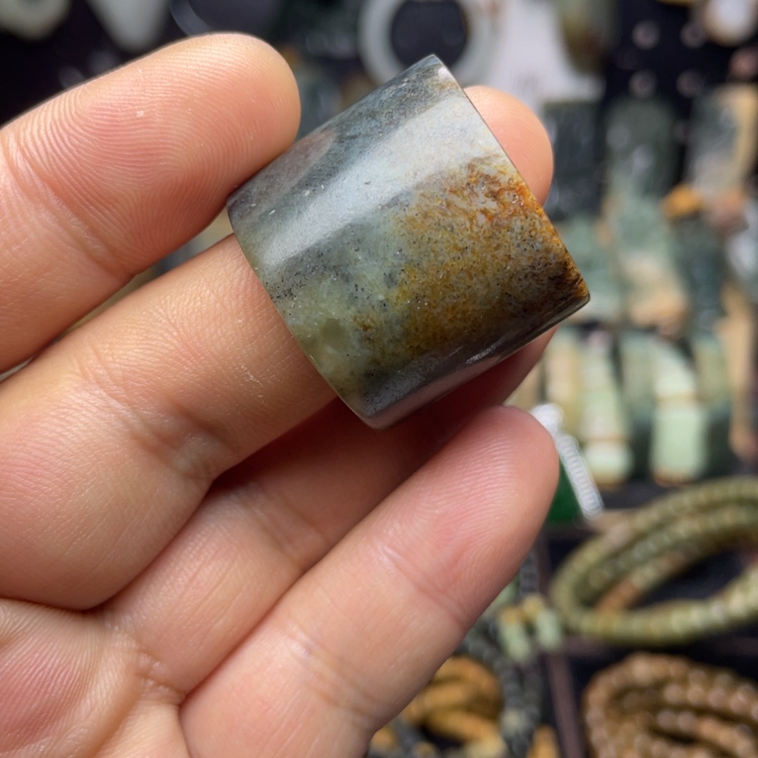 岫岩河磨玉（透闪石质玉）未镶嵌颈饰21.9