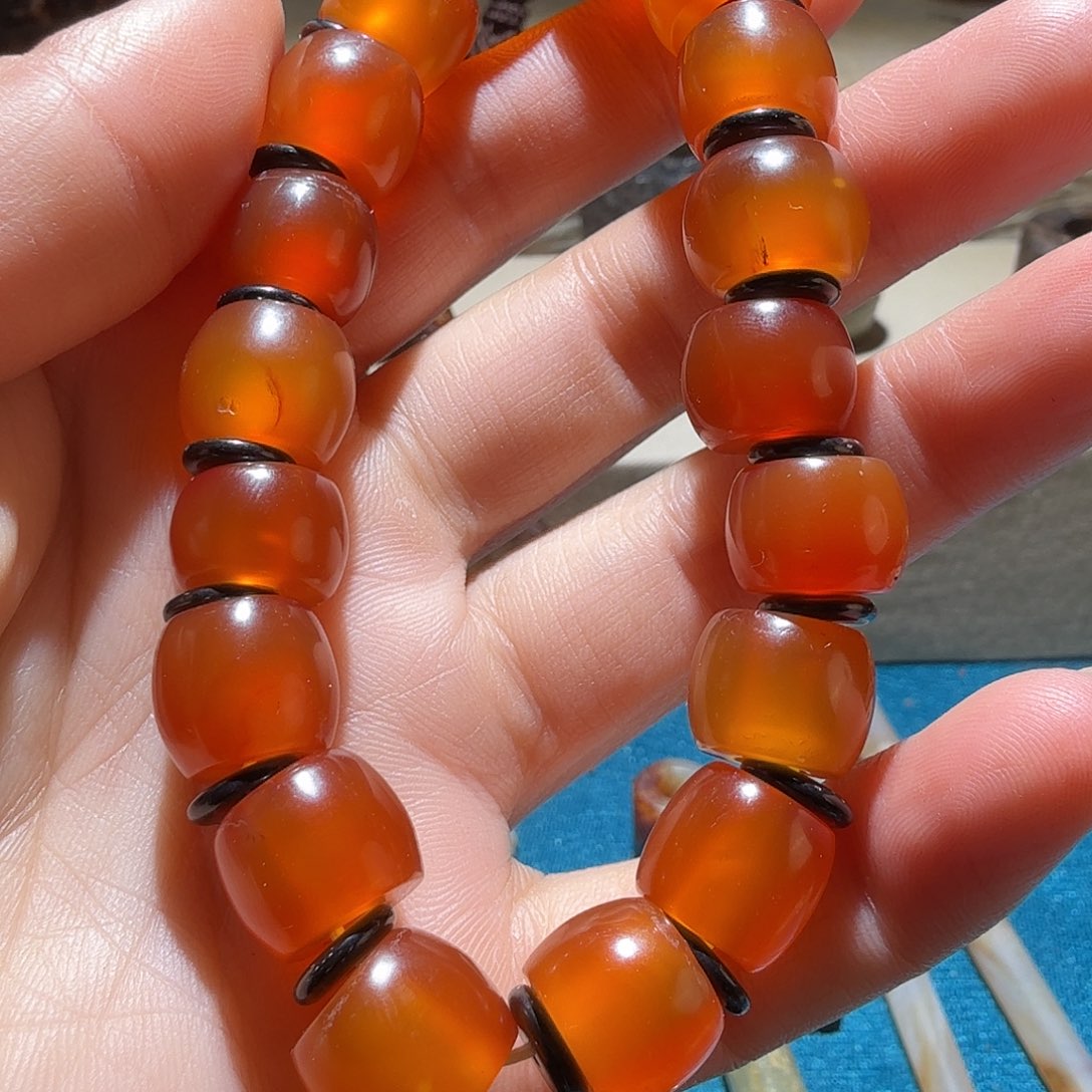 已***置玛瑙/玉髓未镶嵌笔搁