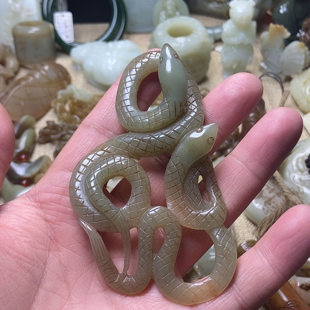 和田玉挂件未镶嵌