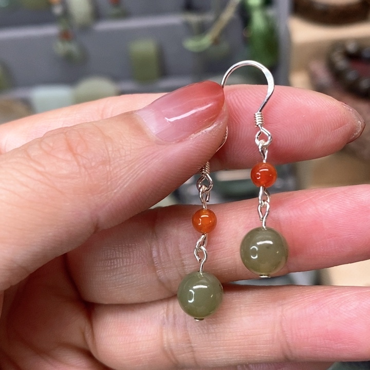 和田玉耳饰未镶嵌