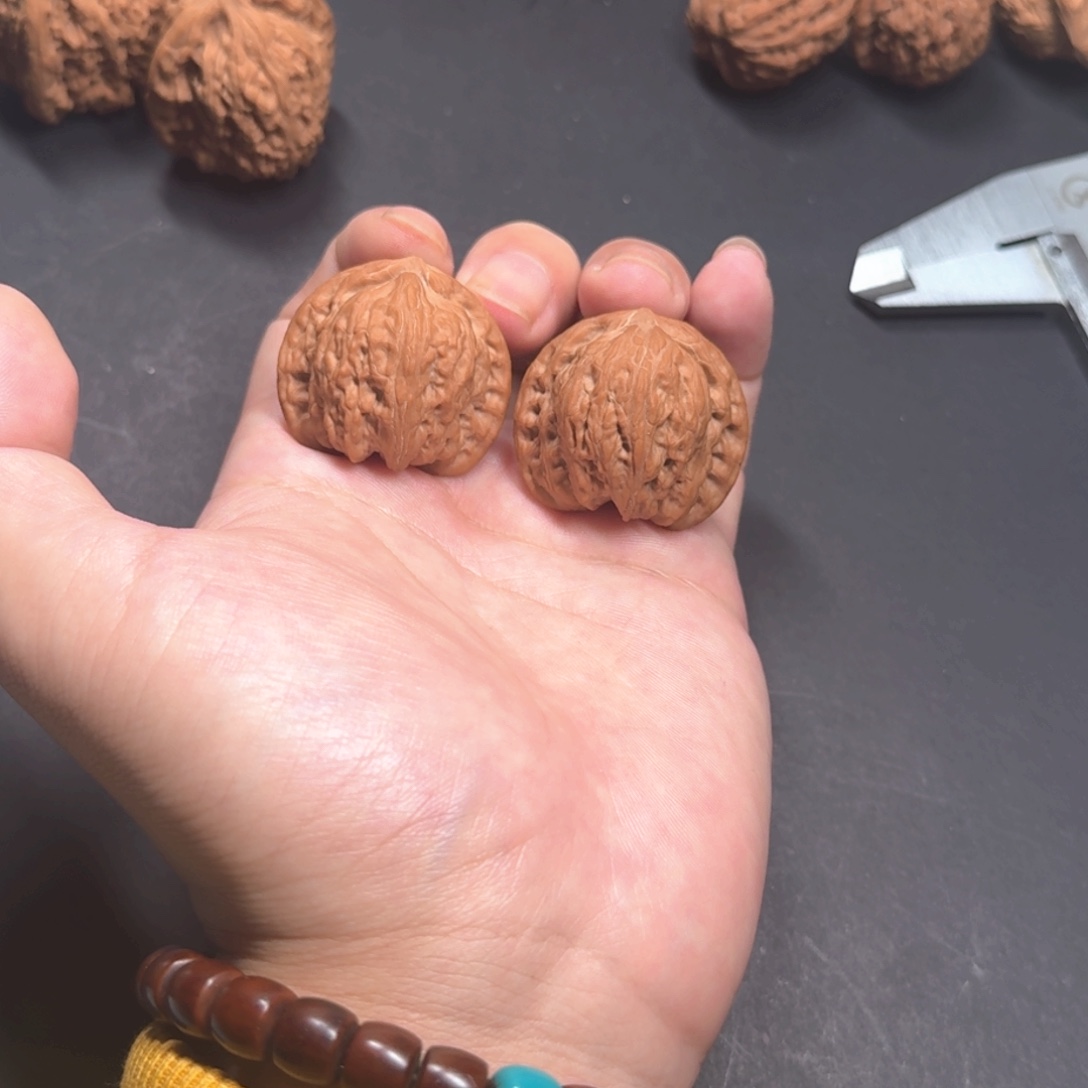 把件文玩核桃35野生小帽子全品货头