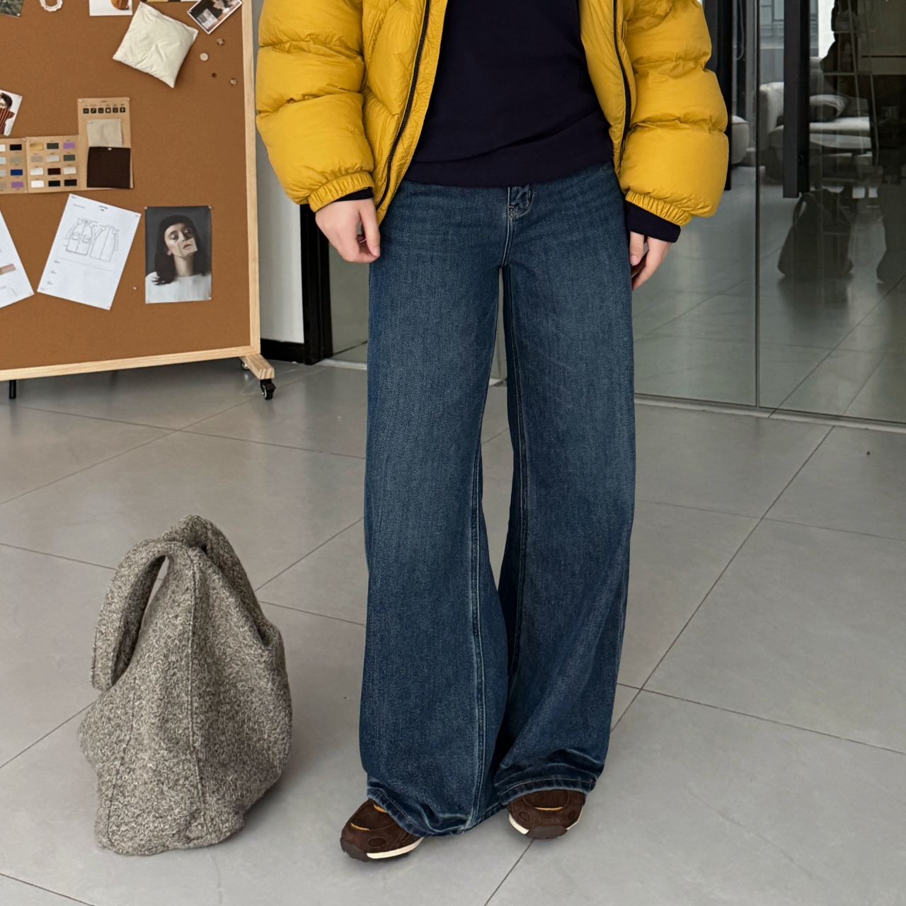 秋冬时尚复古气质直筒百搭休闲日常通勤薄绒牛仔裤-HD258863