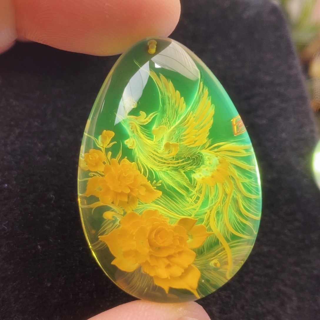 【闪购商品】未镶嵌吊坠(不含链)蓝珀蓝珀雕刻件