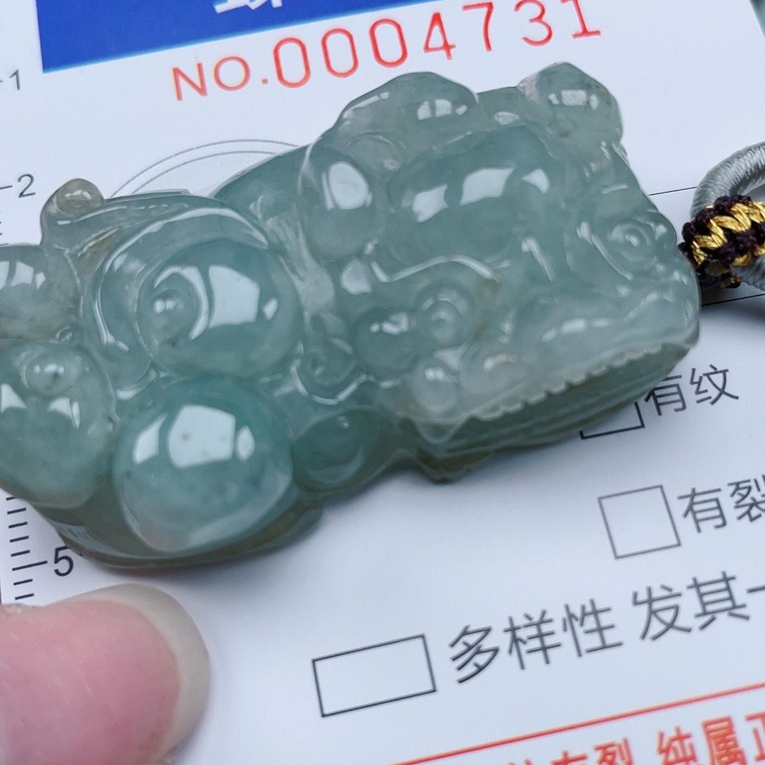 【闪购商品】翡翠未镶嵌颈饰000000004731