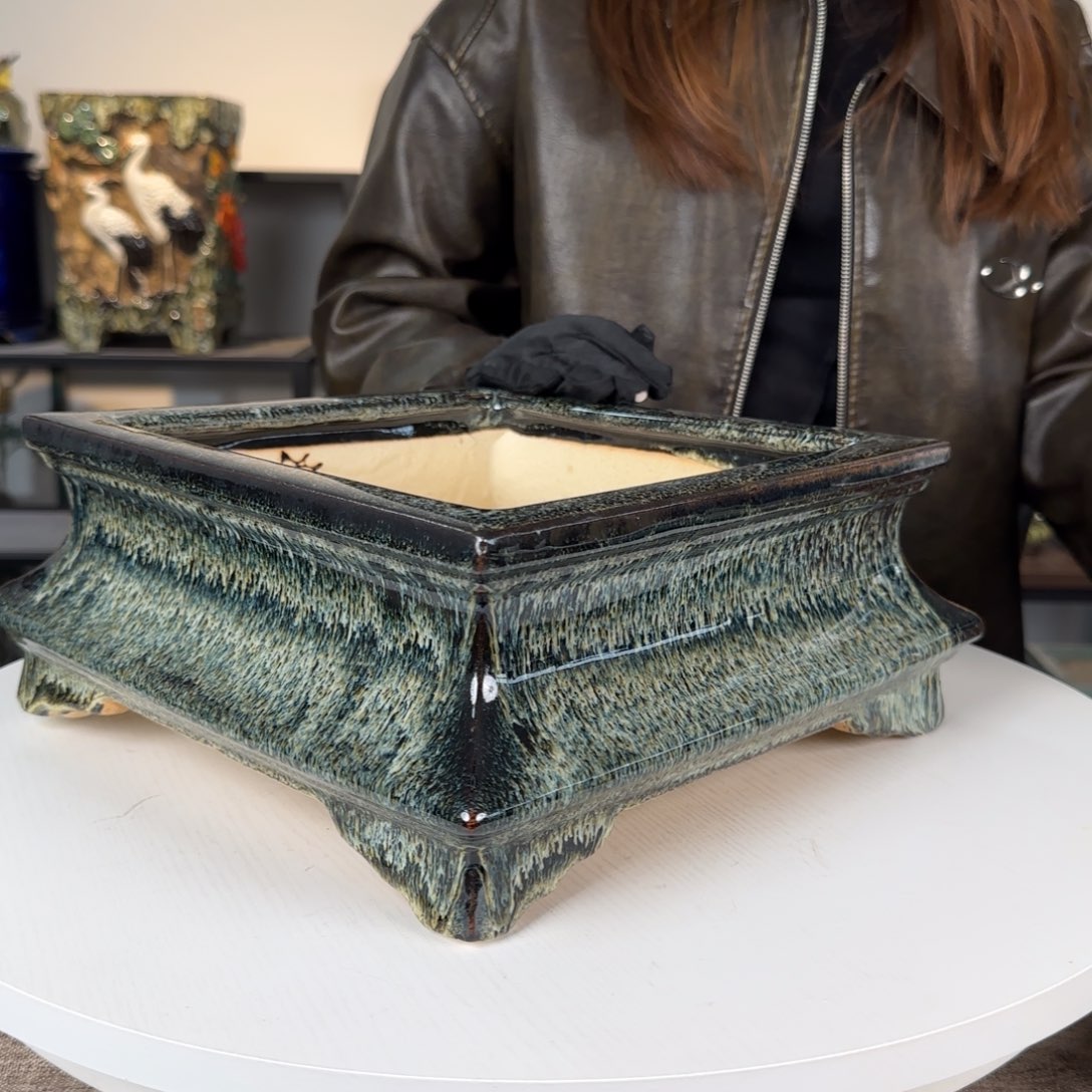 陶一风堂石湾盆。磕碰