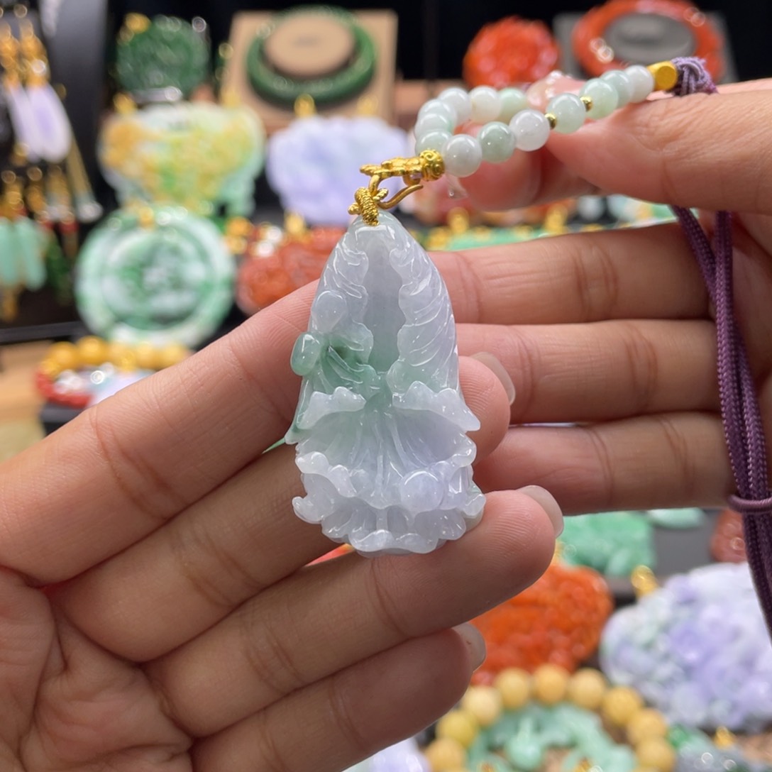 翡翠颈饰未镶嵌代编织