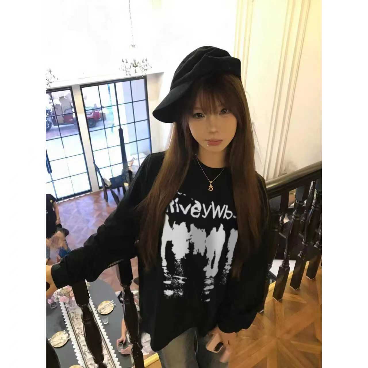 YWBY春秋季款慵懒风螺口长袖t恤女宽松字母印花圆领百搭情侣上衣