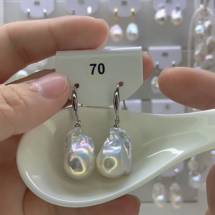 雨****淡水珍珠颈饰银S925镶嵌70