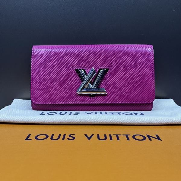 95新/路易威登/包包/市场价10000/250206CZ0013