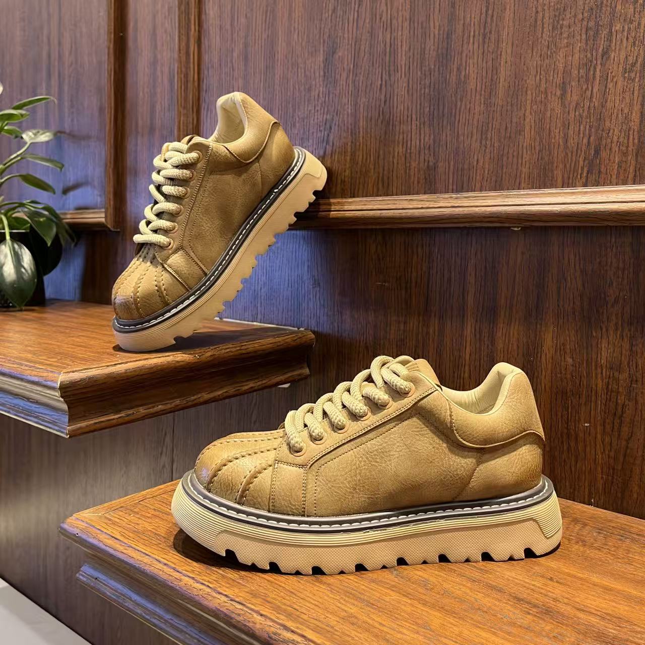 男鞋2025复古巴恩风秋冬季时尚纯色皮革厚底休闲鞋低帮系带潮男鞋