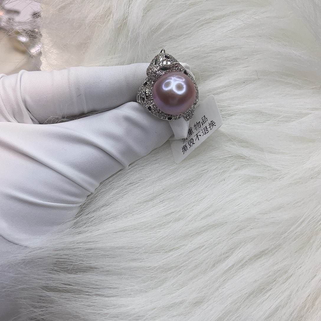 淡水珍珠合金耳饰