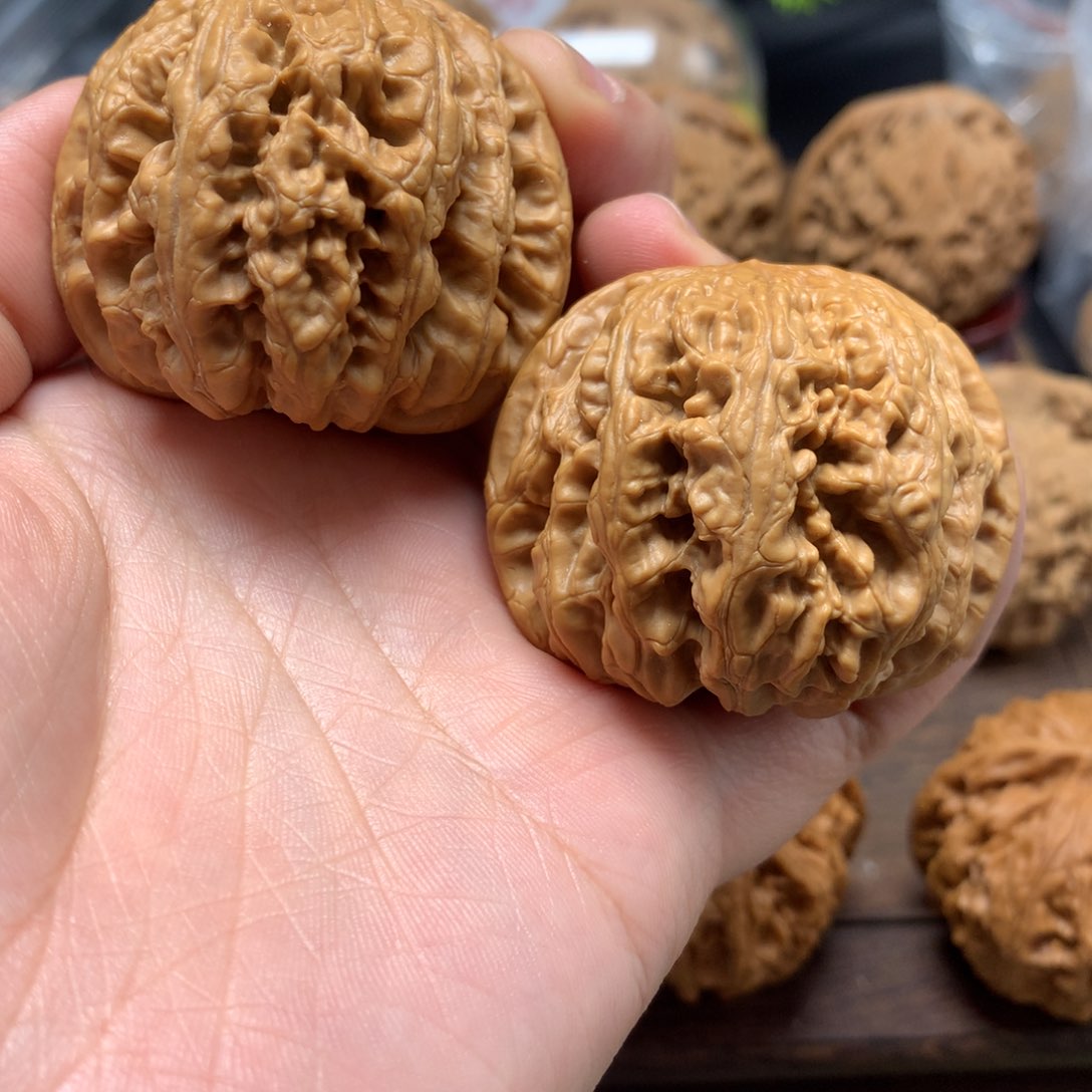 文玩核桃吊坠45粗筋