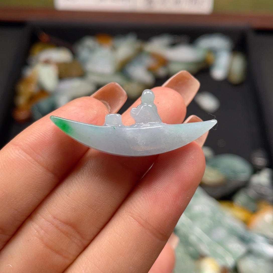 定制翡翠未镶嵌翡翠