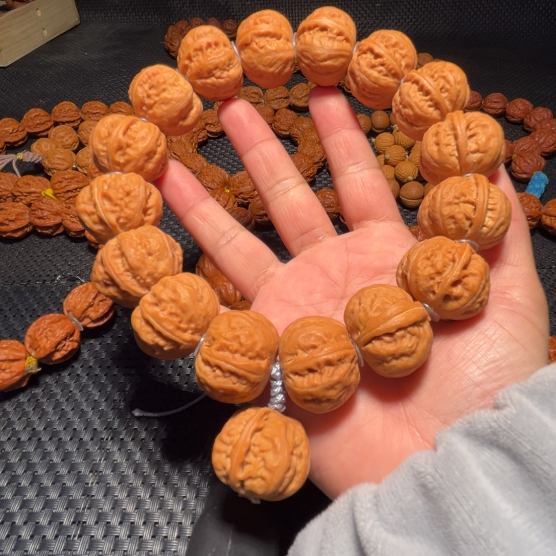 钢***镚吊坠文玩核桃磨盘一道