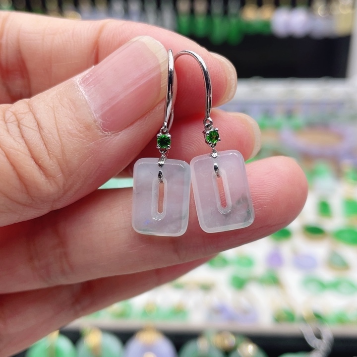 翡翠18K金镶嵌耳饰