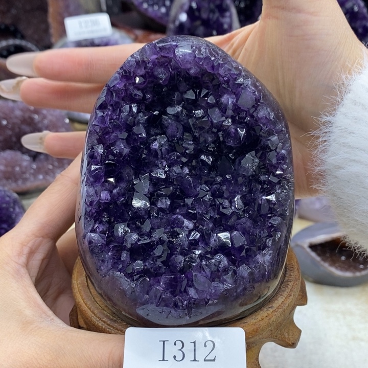 水晶大型摆件（非配饰）未镶嵌