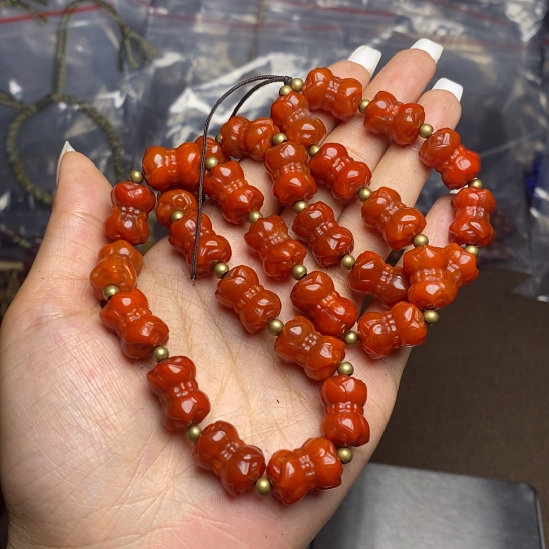 玛瑙/玉髓颈饰未镶嵌