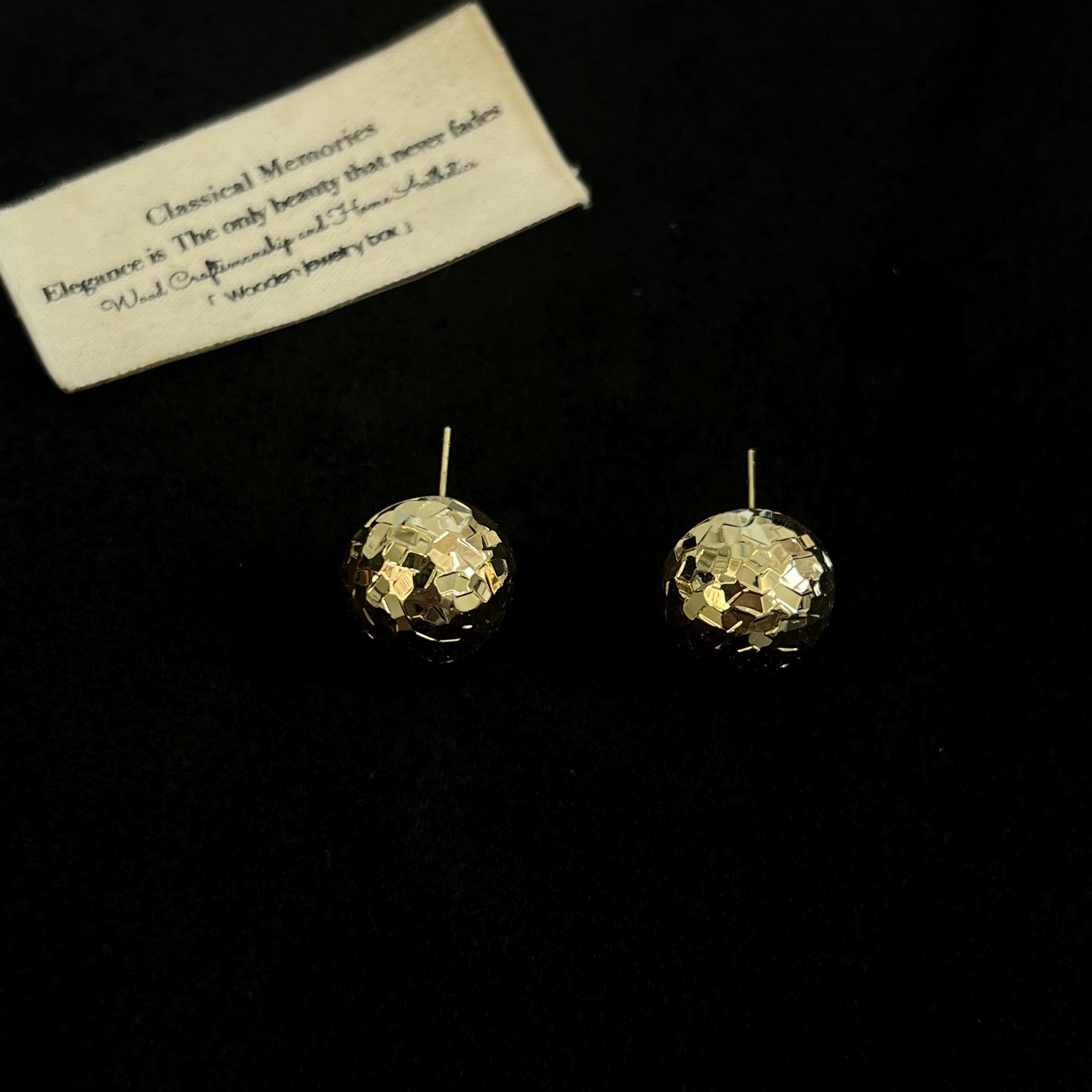 铜合金锆石耳饰 【巧艺交辉】锤纹球形半空款耳钉699