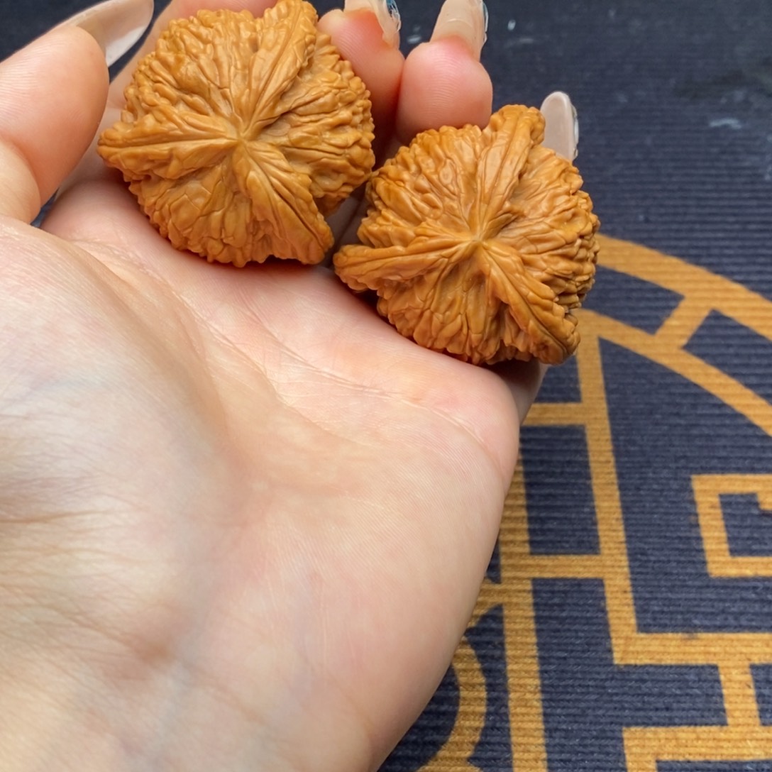 早***了吊坠文玩核桃白狮子