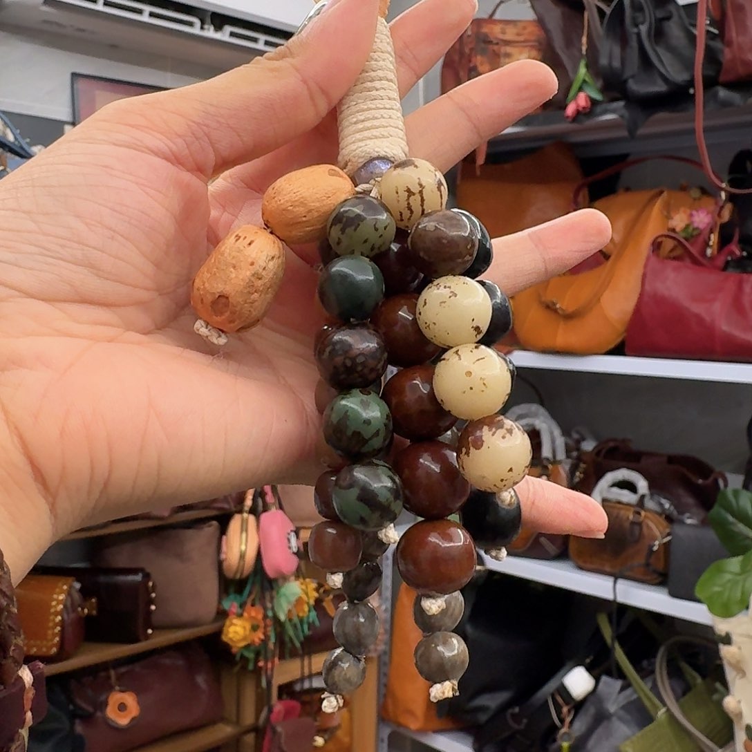 牛皮头层牛皮珠串挂件