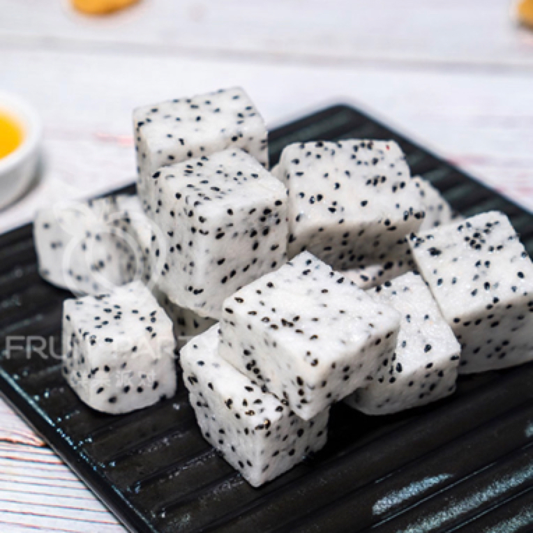 果切白心火龙果