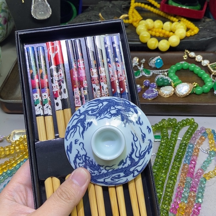 瓷片哈哈哈哈哈哈哈哈哈哈哈