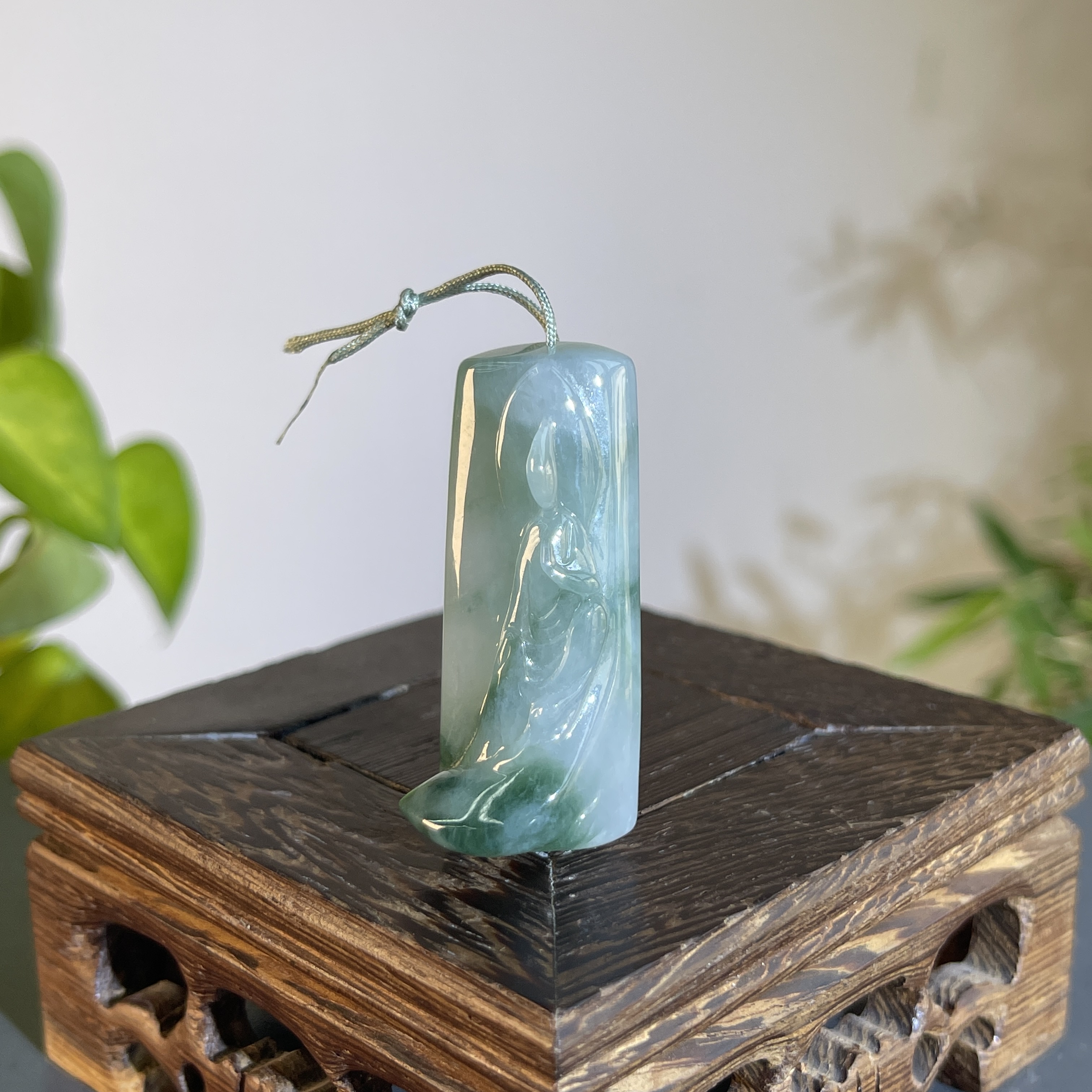 JTB13-43 天然缅甸A货翡翠  无相观音