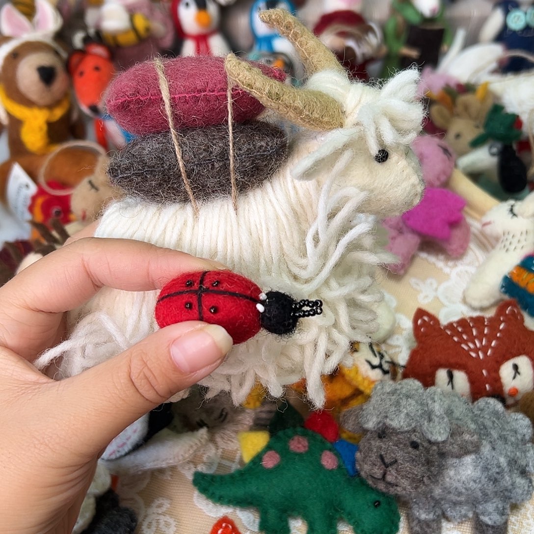 尼泊尔羊毛毡摆件
