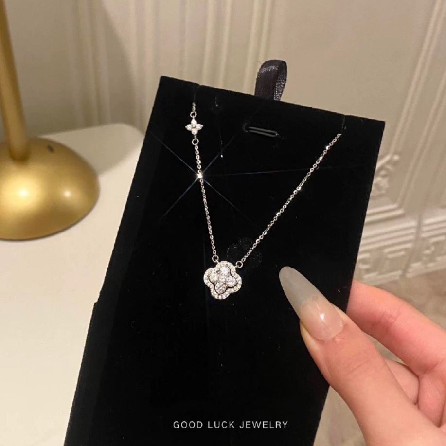 通体  925纯银同款 H343爆闪四叶草镶嵌工艺项链