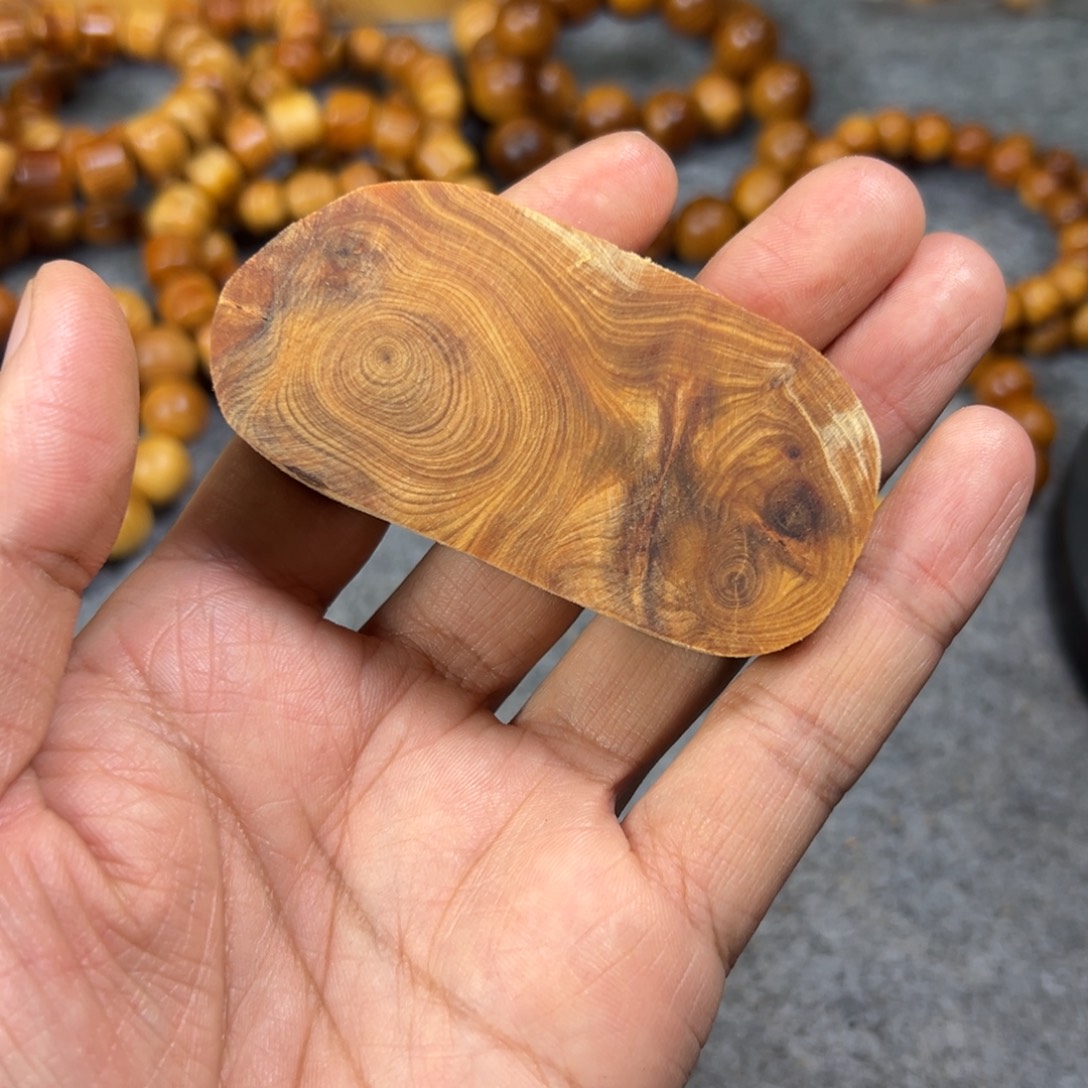 R***W柏木（崖柏）太行手把牌