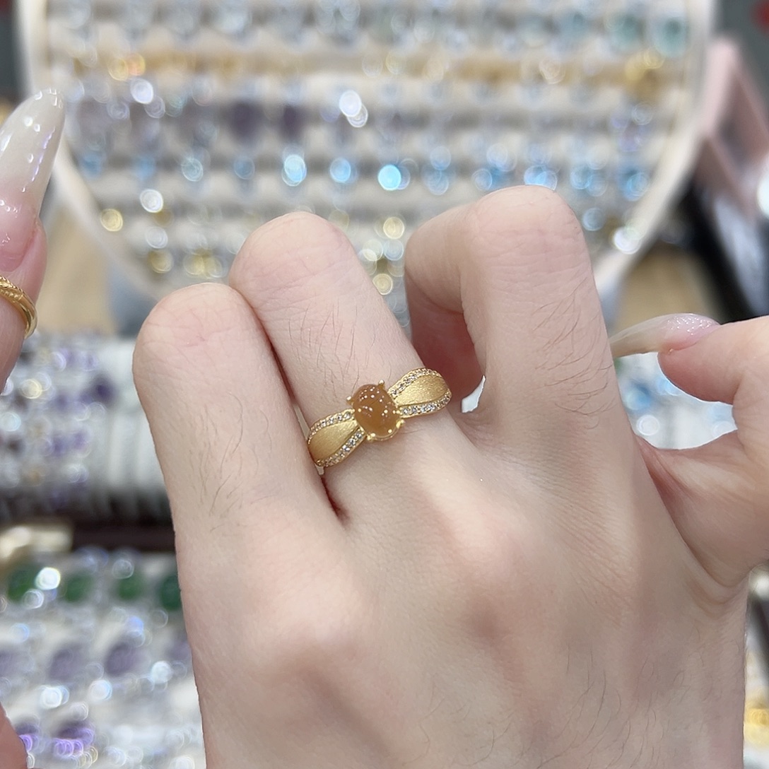 陶***，戒指黄晶银S925镶嵌