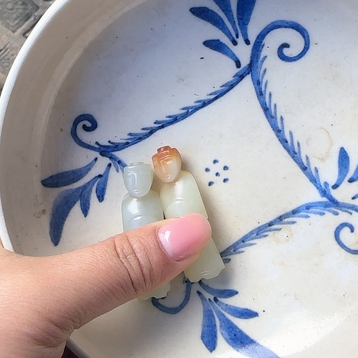 用****4直播间和网络上出现大量
