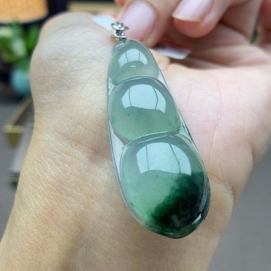 翡翠18K金镶嵌颈饰吊坠58