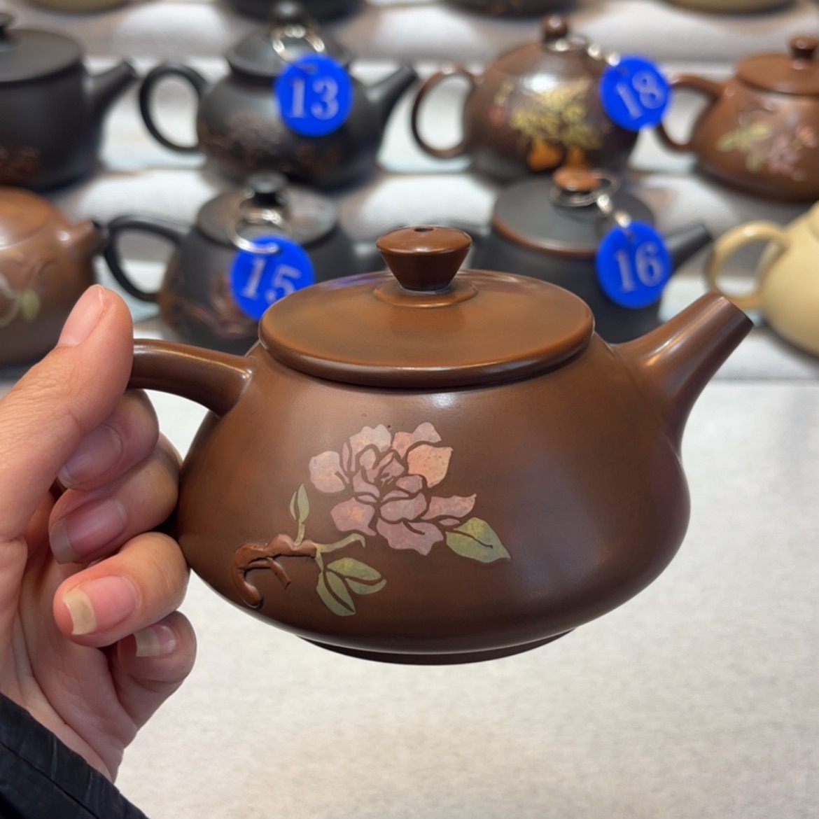 【闪购商品】红泥 微瑕疵 容量 220c c