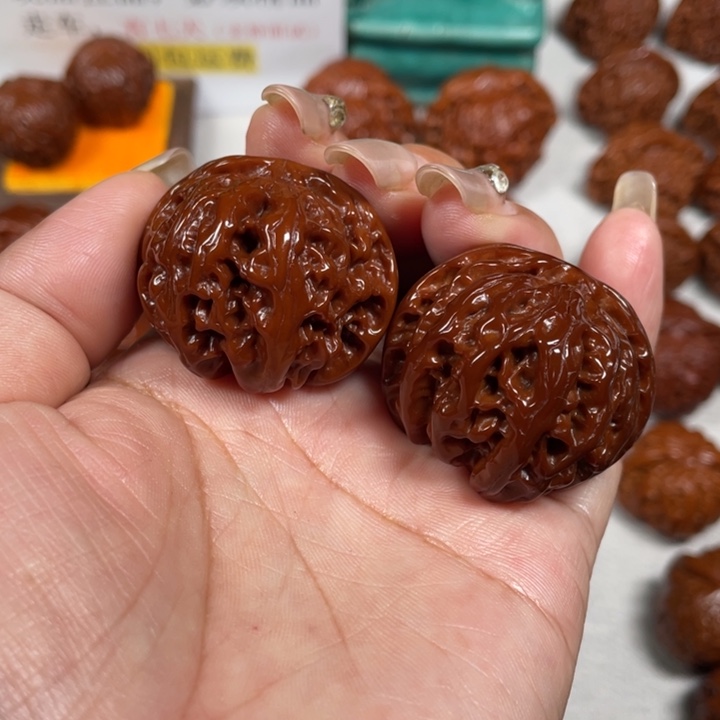 杰***子文玩核桃吊坠苹果园2LXP#00#