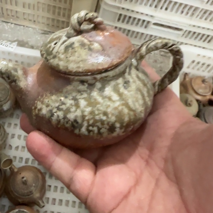 粗砂茶壶小胖祝福大家新年好，