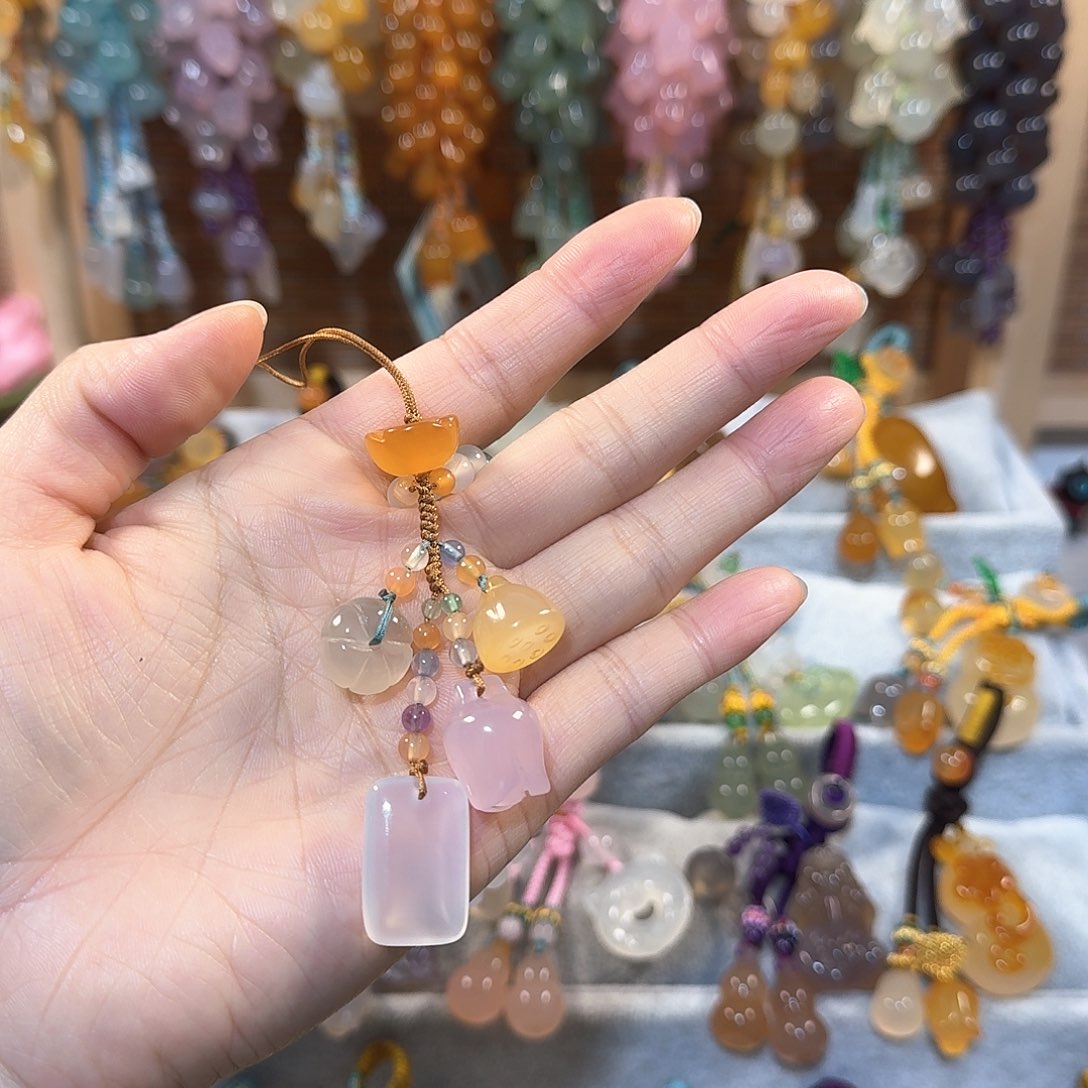 玛瑙/玉髓手机挂件未镶嵌