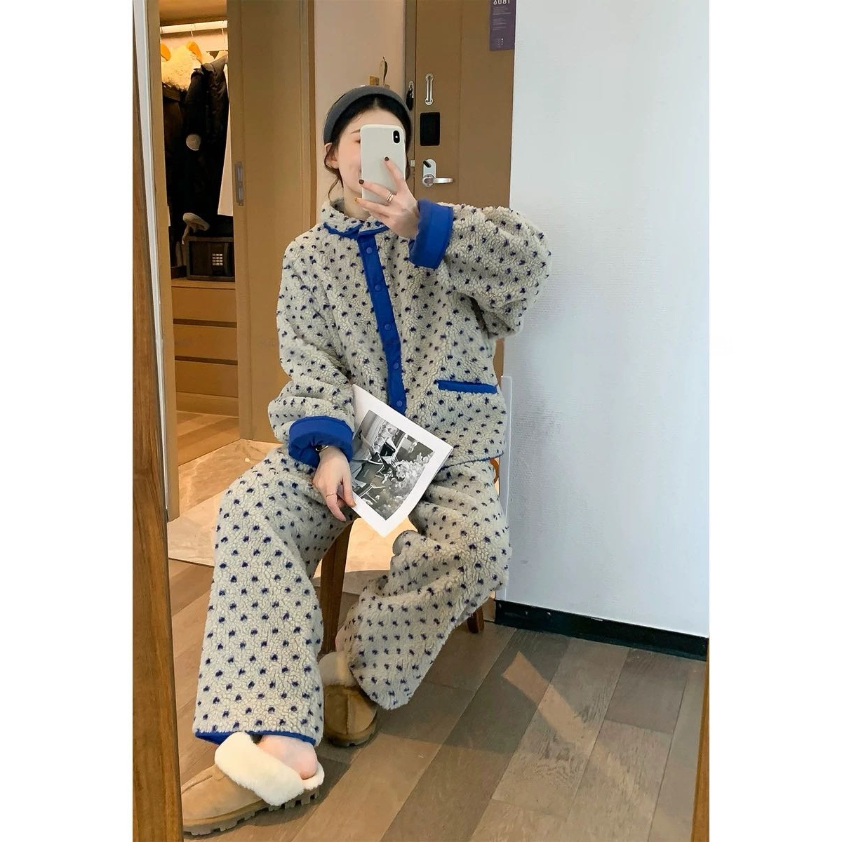 爱心印花撞色门襟翻领家具服套装两件套秋冬珊瑚绒睡衣加厚保暖