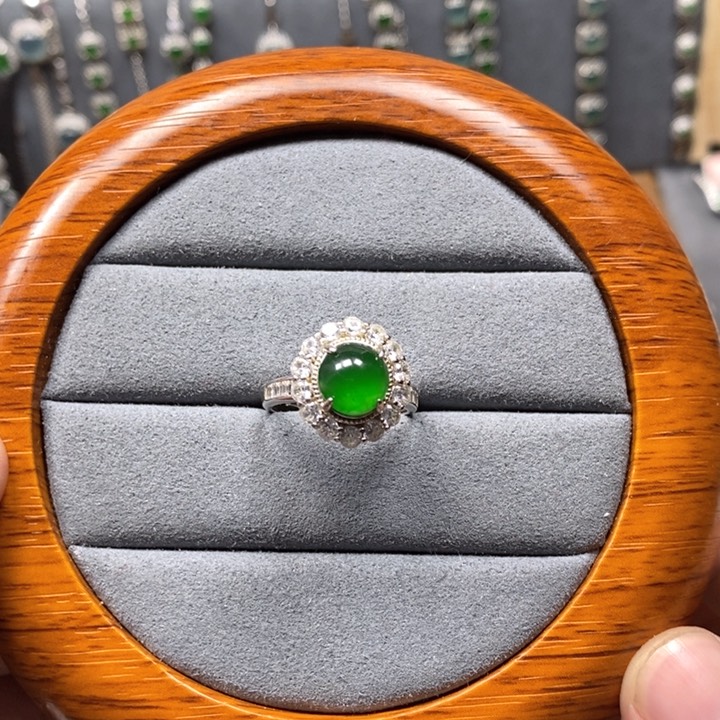 翡翠颈饰银S925镶嵌用****5翡翠戒指