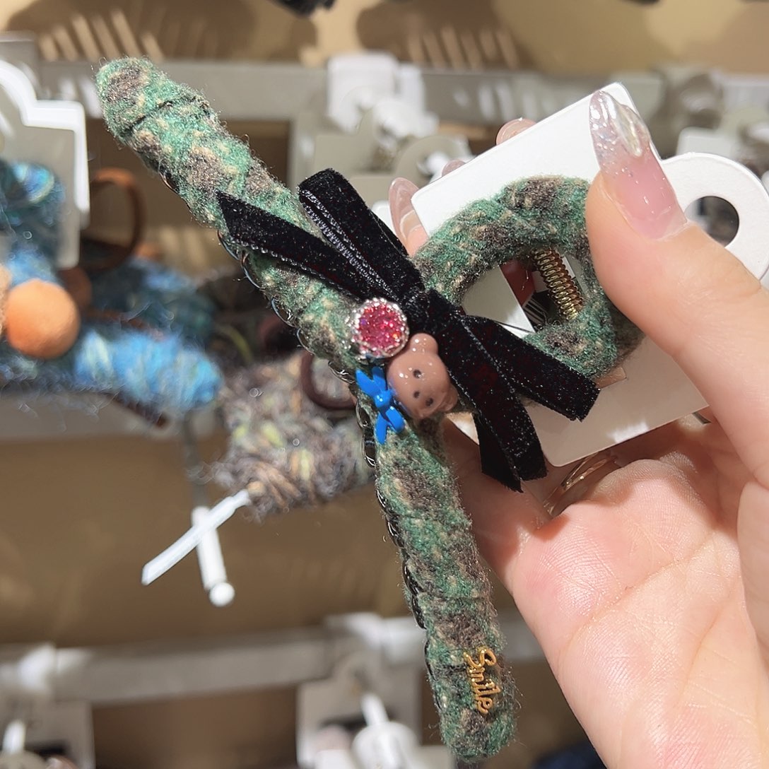 皮质铁合金绿色小熊大抓