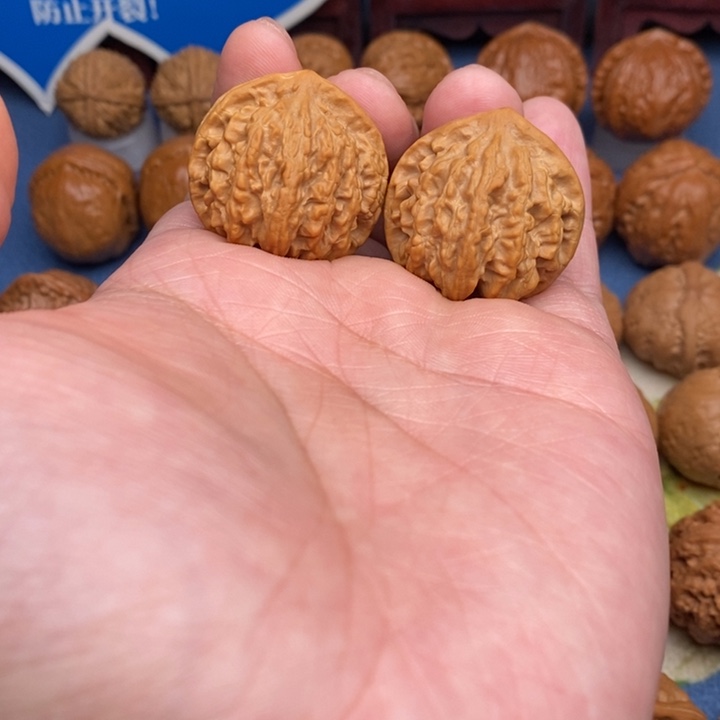 文玩核桃把件…………