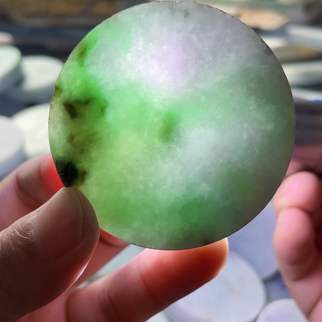 翡翠挂件未镶嵌毛料66