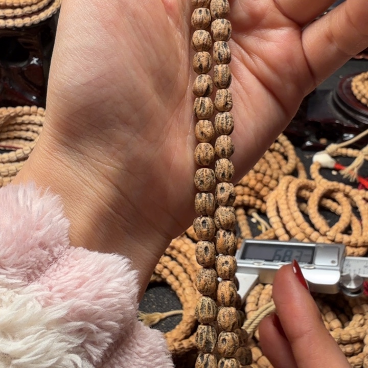 柏香籽/百香籽手串重***?