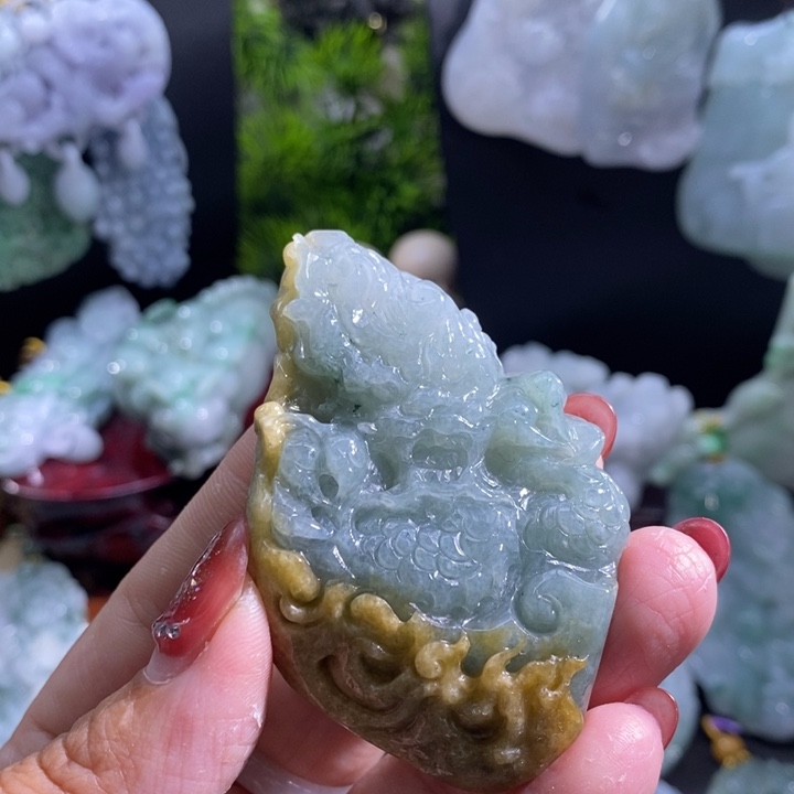 【闪购商品】颈饰未镶嵌翡翠龙牌