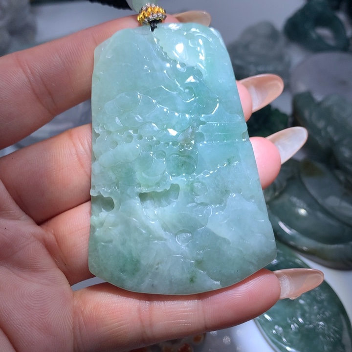 翡翠未镶嵌颈饰保真天然A货翡翠