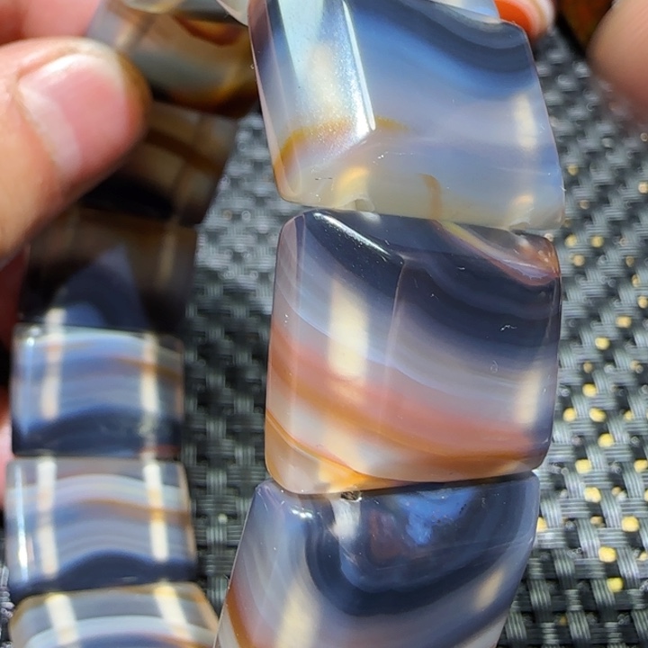 路***人玛瑙/玉髓未镶嵌吊坠