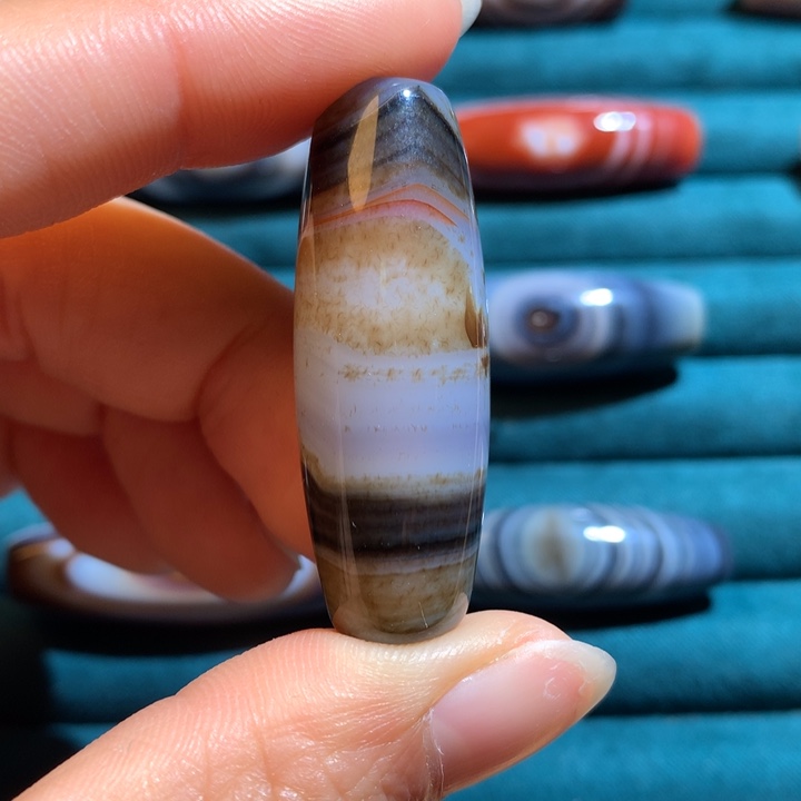 未镶嵌玛瑙/玉髓珠宝奇石